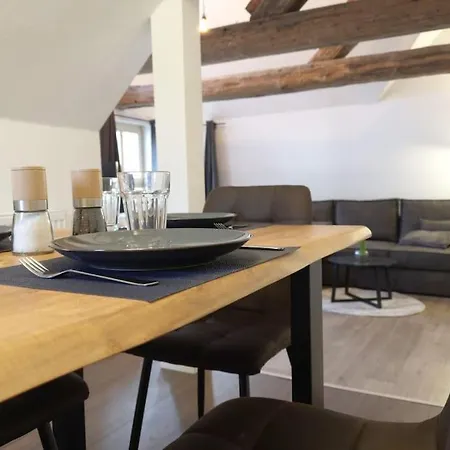 Apartment Direkt In Altstadtlage
